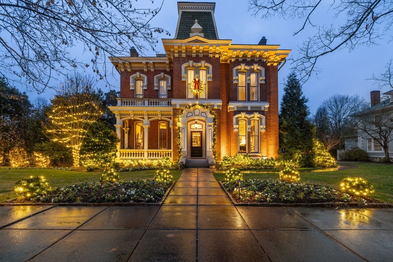 214 3rd Ave, Franklin, TN 37064