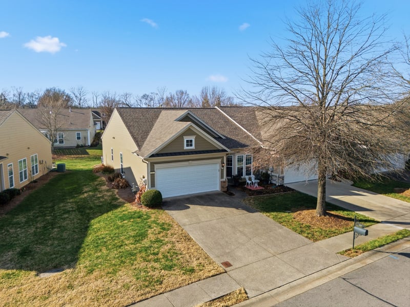 127 Old Towne Dr, Mount Juliet, TN 37122