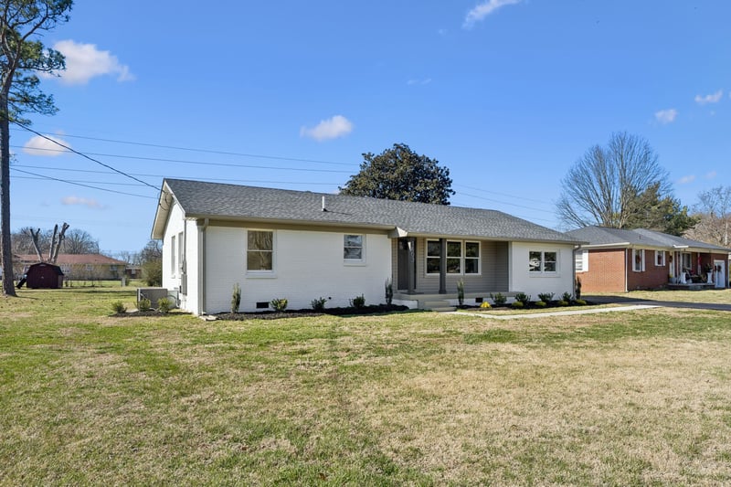 1803 Wellington Dr, Murfreesboro, TN 37129