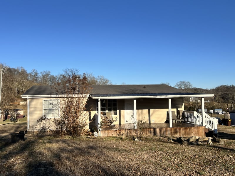 1850 Theta Pike, Columbia, TN 38401