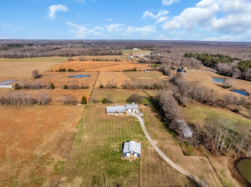 1547 Manley Loop, Dickson, TN 37055