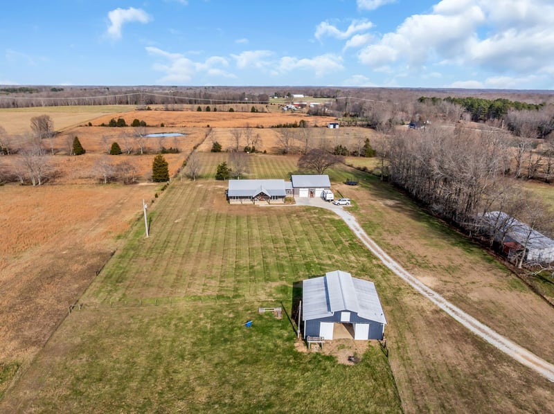 1547 Manley Loop, Dickson, TN 37055