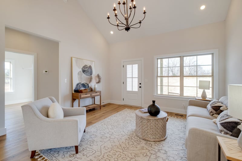 1272 Old County House Rd, Charlotte, TN 37036