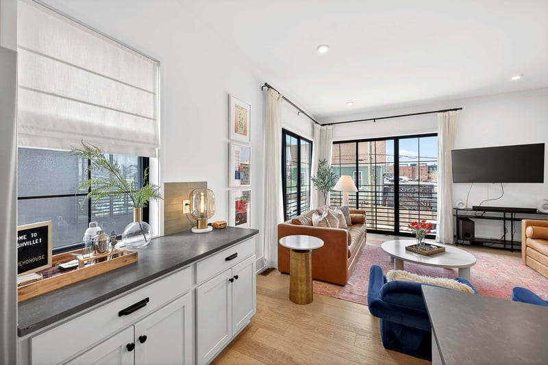 1218 Pillow St, Nashville, TN 37203