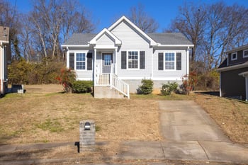 3325 Curtis Hill Ct, Nashville, TN 37218