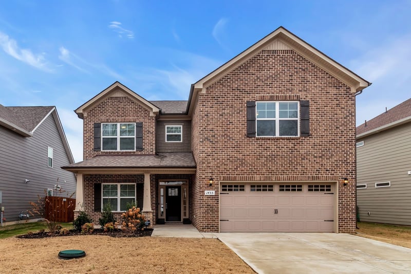 1455 Cotillion Dr, Murfreesboro, TN 37128
