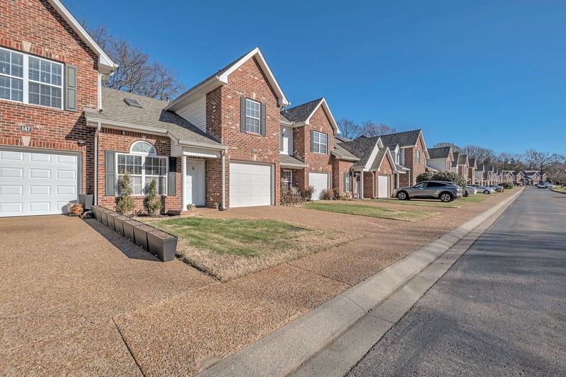 146 Noel Cove Cir, Hermitage, TN 37076