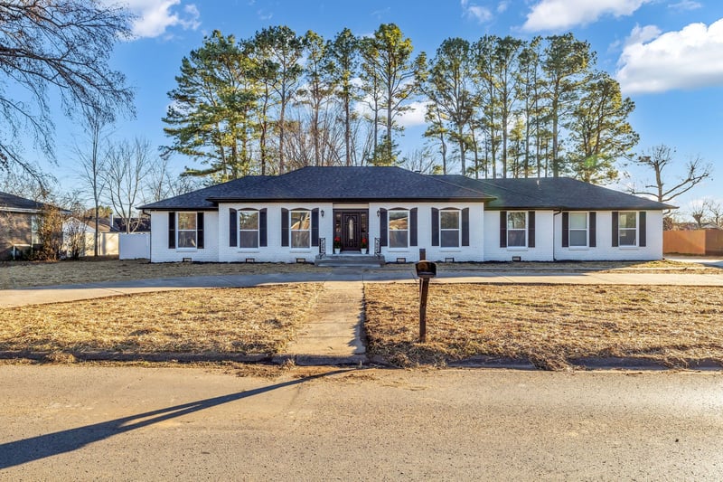 1819 Haynes Dr, Murfreesboro, TN 37129