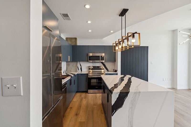 600 12th Ave #1206, Nashville, TN 37203