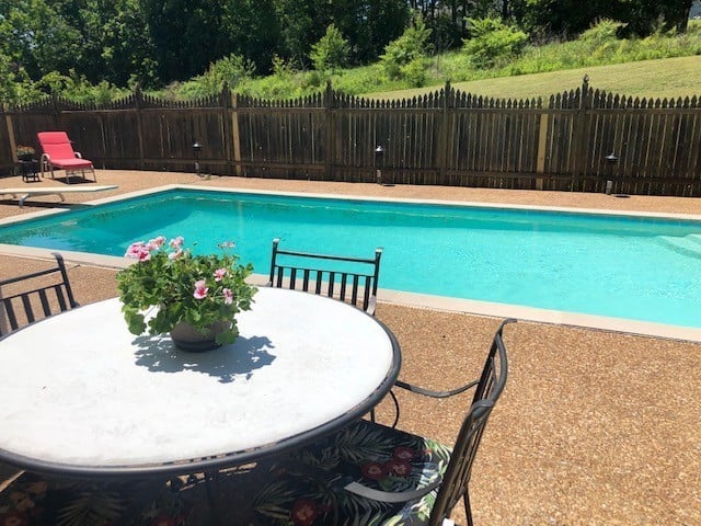 2935 Walnut Crest Dr, Antioch, TN 37013