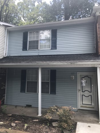 123 Five Oaks Dr, Nashville, TN 37217