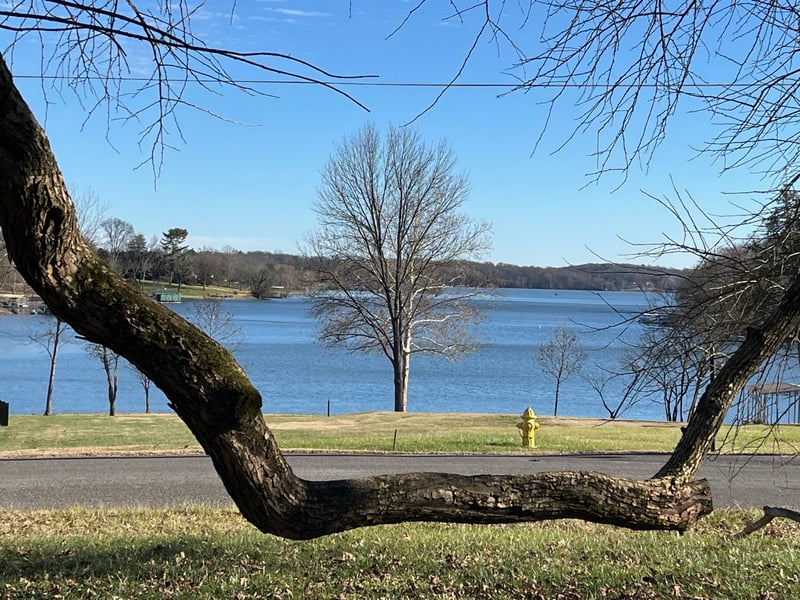 125 Twin Bay Dr, Hendersonville, TN 37075