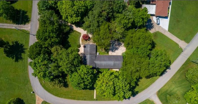 125 Twin Bay Dr, Hendersonville, TN 37075