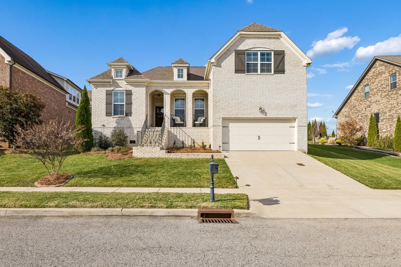 2645 Paddock Park Dr, Thompsons Station, TN 37179