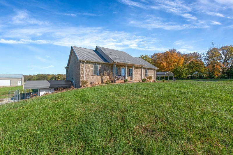 5440 Eugene Kennedy Ln, Cedar Hill, TN 37032