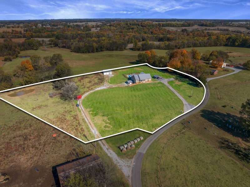 5440 Eugene Kennedy Ln, Cedar Hill, TN 37032