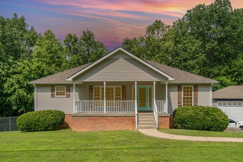 1462 Peter Pond Rd, Ashland City, TN 37015