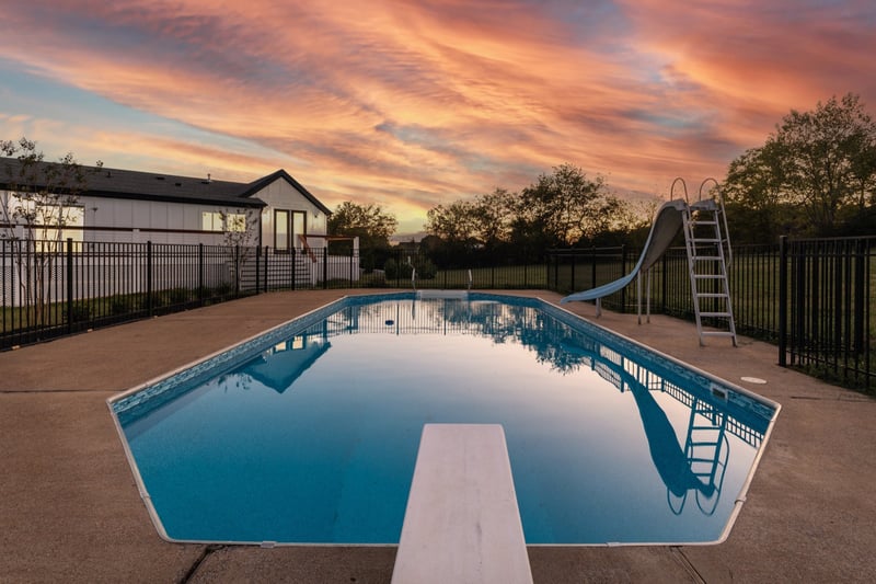 2752 Thompson Station Rd, Thompsons Station, TN 37179