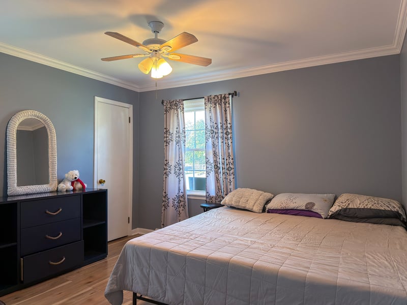 102 Edgewood Ave, Mount Pleasant, TN 38474