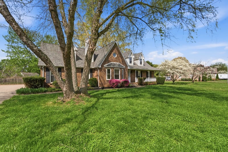 2588 Crosspark Dr, Murfreesboro, TN 37129