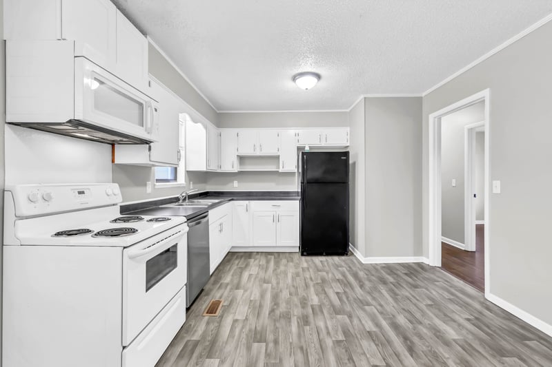 805 8th Ave, Springfield, TN 37172