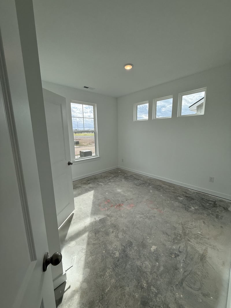 324 Black Bear Dr, Mount Pleasant, TN 38474