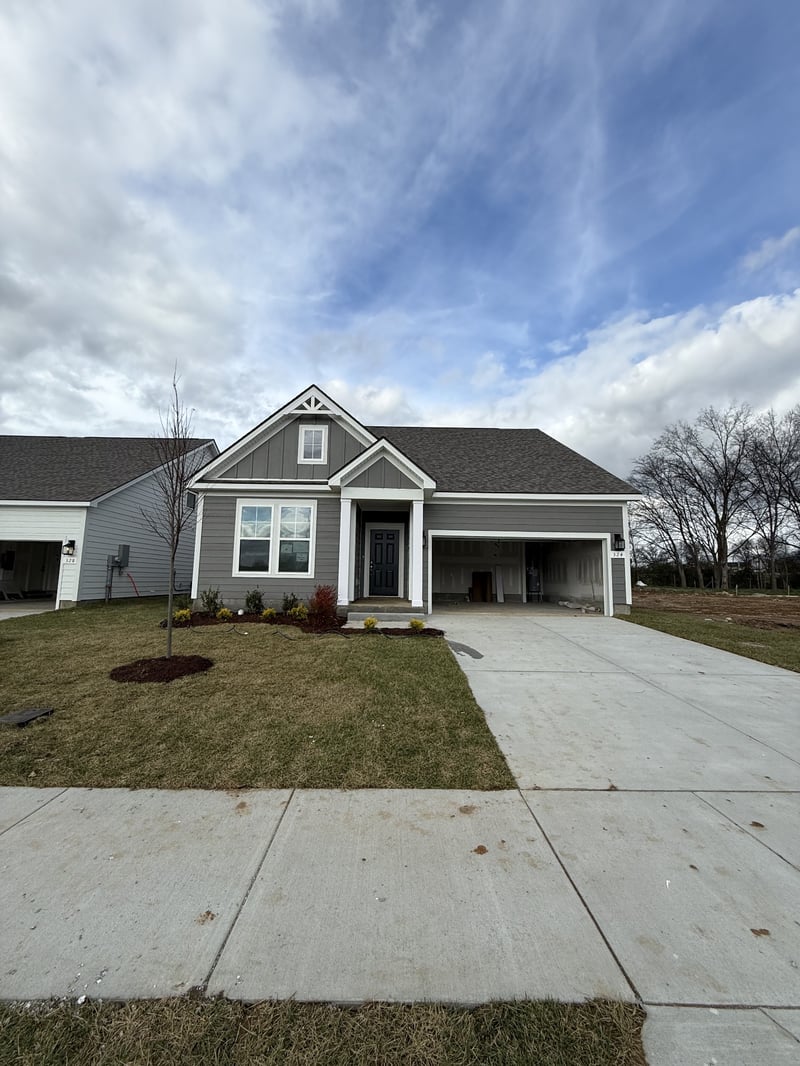 324 Black Bear Dr, Mount Pleasant, TN 38474