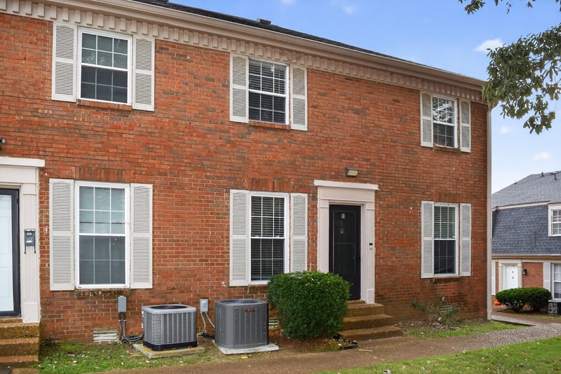 323 Forest Park Rd #5-16, Madison, TN 37115