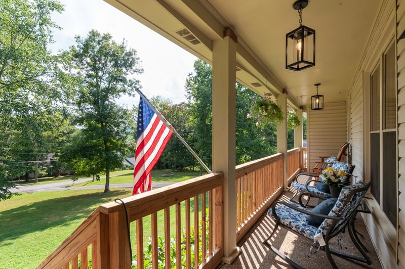 107 Fawn Ct, Hendersonville, TN 37075