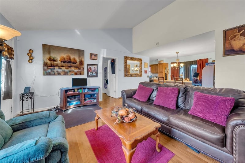 1317 Pilgrim Dr, Madison, TN 37115