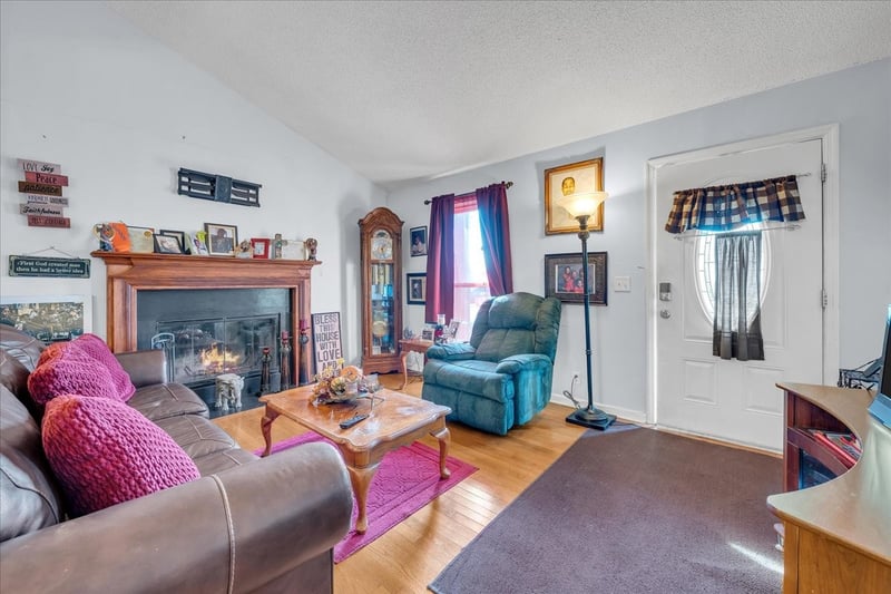 1317 Pilgrim Dr, Madison, TN 37115