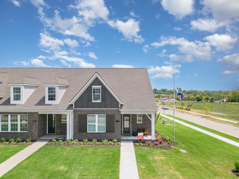 1081 Wrights Mill Rd #H5, Spring Hill, TN 37174