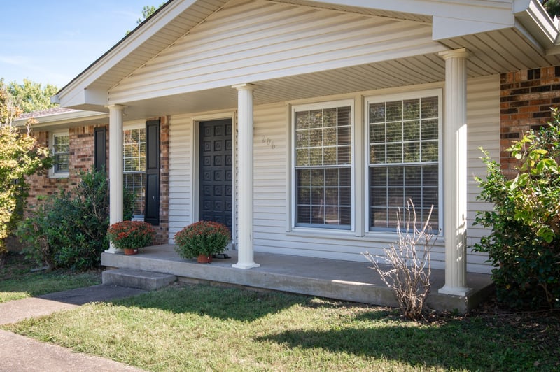 208 Crestmont Dr, Hendersonville, TN 37075