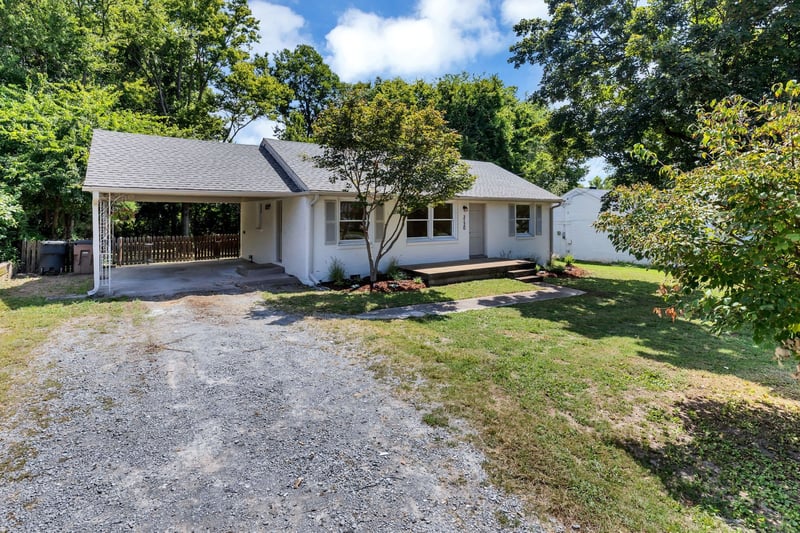 3120 Southlake Dr, Nashville, TN 37211