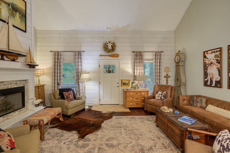 10523 E Lyon Rd, Readyville, TN 37149