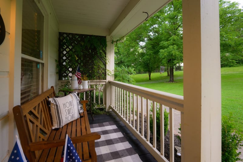 10523 E Lyon Rd, Readyville, TN 37149