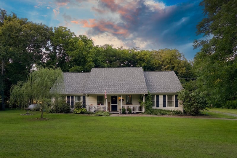 10523 E Lyon Rd, Readyville, TN 37149