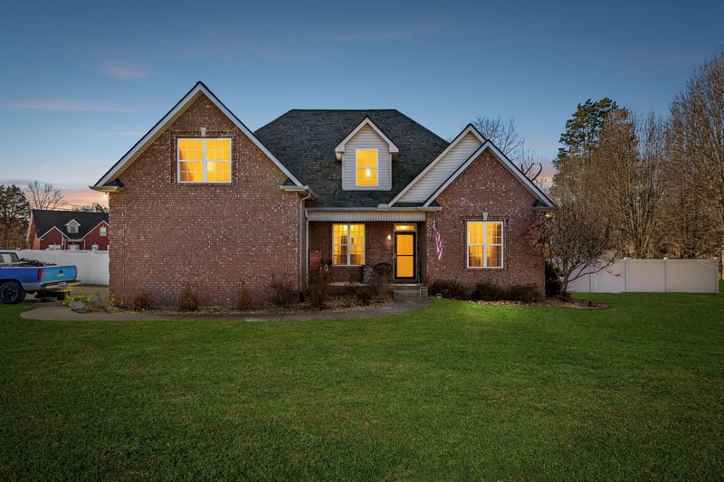 906 Pruitt Ct, Mount Juliet, TN 37122