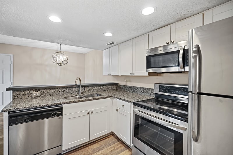 102 General Jackson Ln, Hermitage, TN 37076