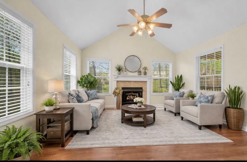 504 Hunter Ct, White Bluff, TN 37187