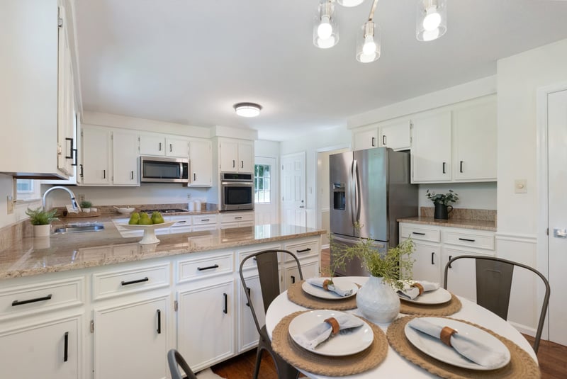 405 Kimberly Dr, Clarksville, TN 37043