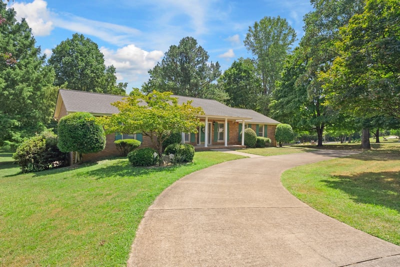 405 Kimberly Dr, Clarksville, TN 37043