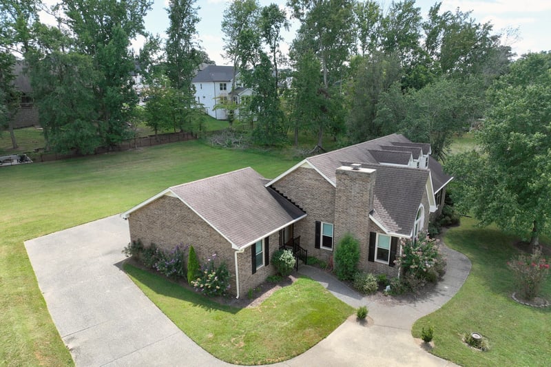 210 The Hollows Ct, Hendersonville, TN 37075