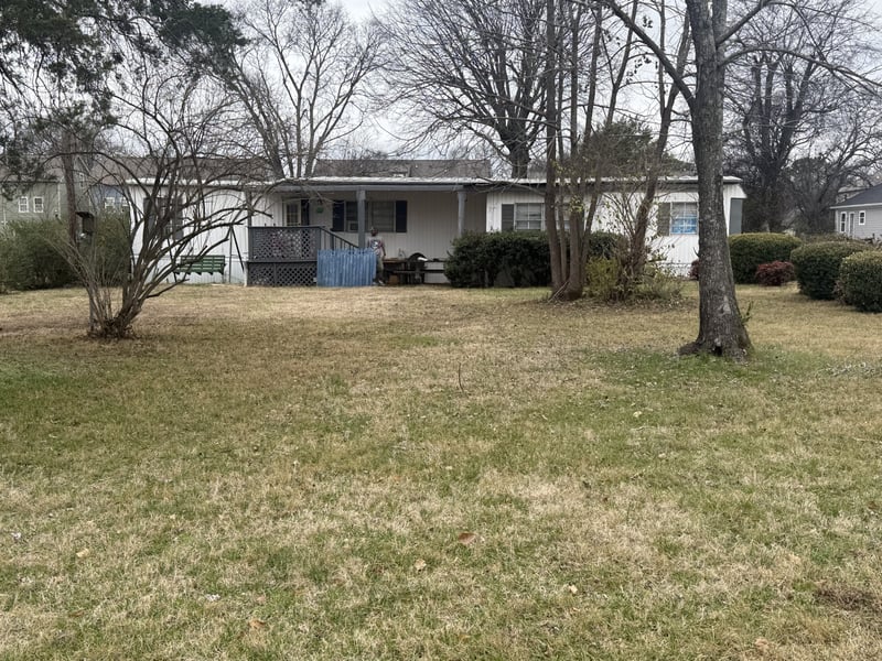 302 Walton Ferry Rd, Hendersonville, TN 37075