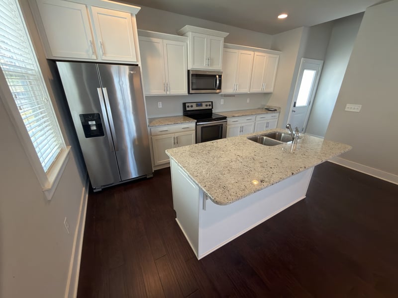 792 Cottage Park Dr, Nashville, TN 37207