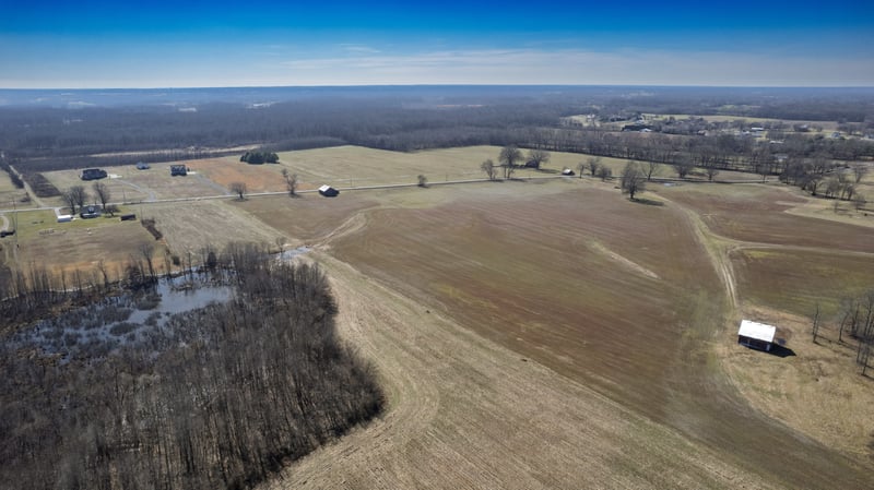 Lakeview Rd, Springfield, TN 37172