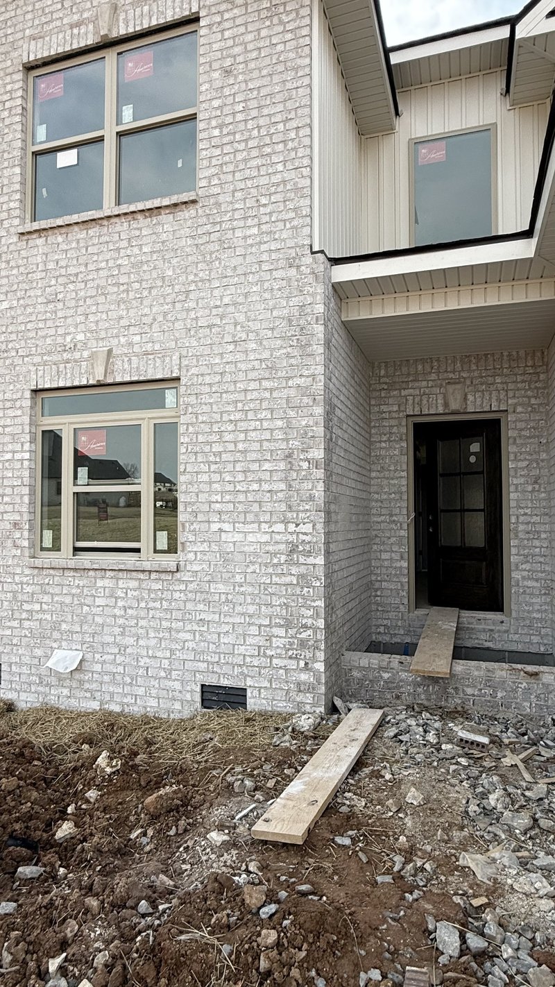 373 Young Ln, Pleasant View, TN 37146