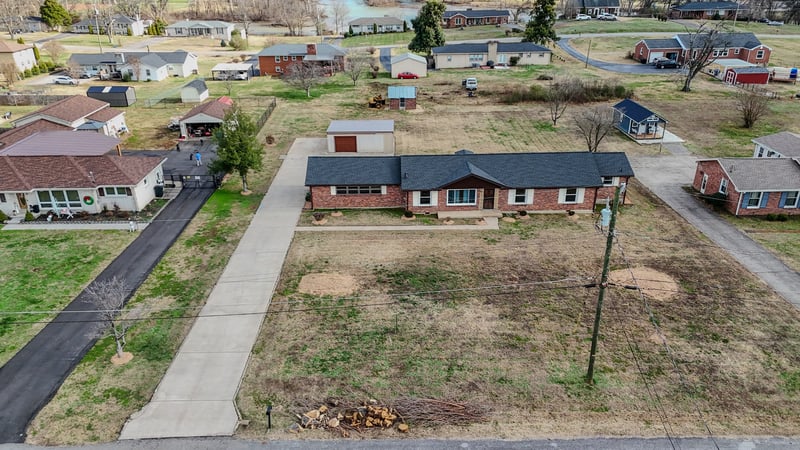 189 Clearview Cir, Hendersonville, TN 37075