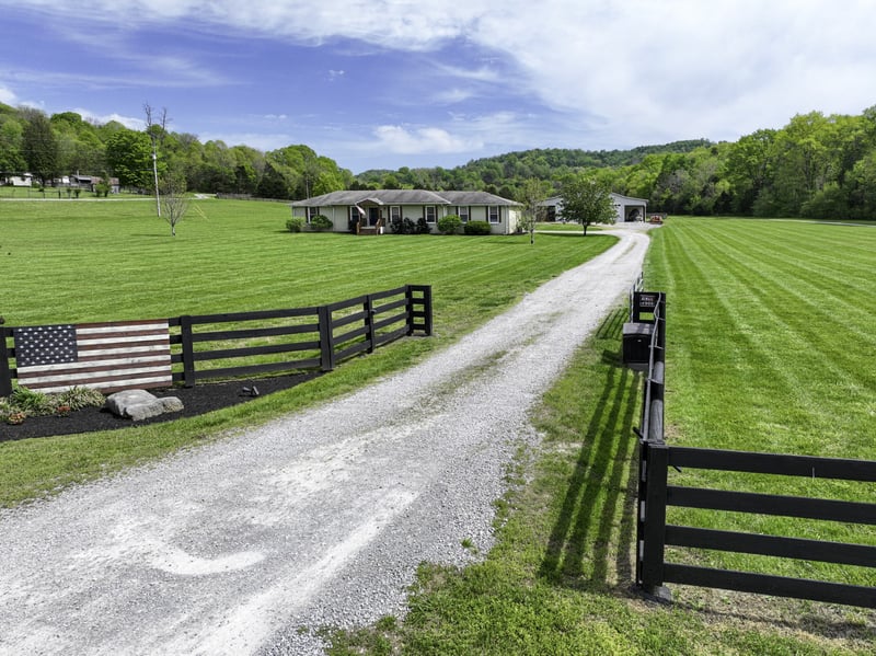 6865 Flat Creek Rd, College Grove, TN 37046