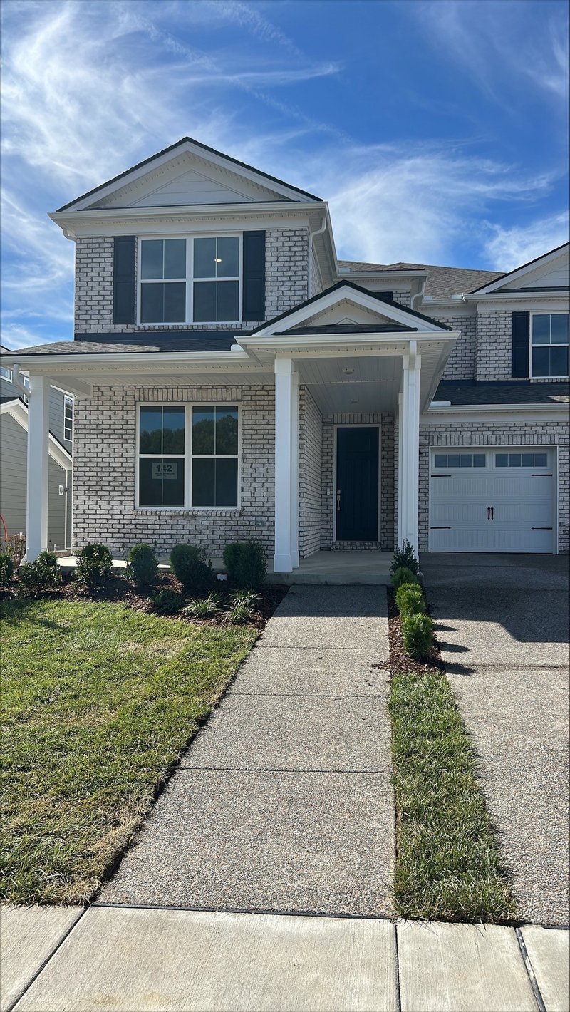 1456 Arbor Park Ln, Hendersonville, TN 37075